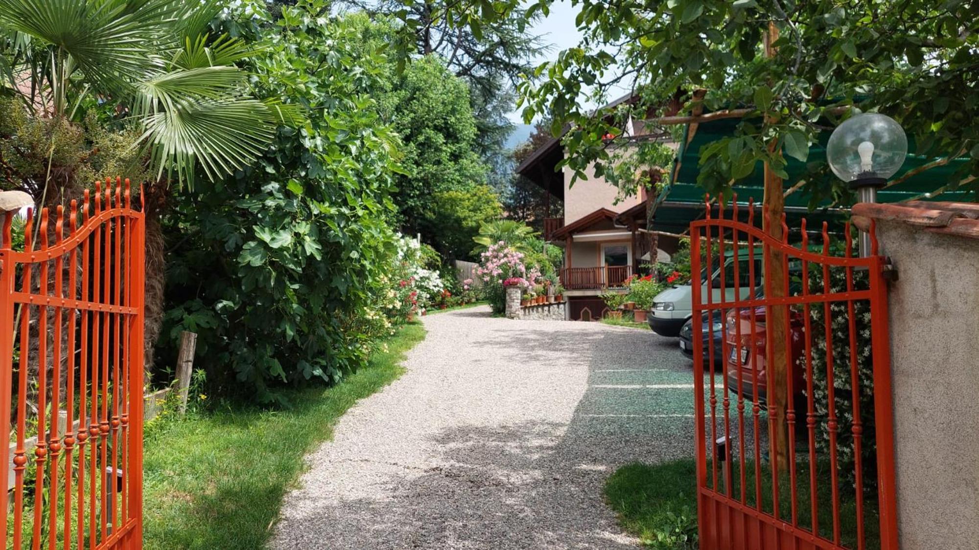 Nora S Home 1 - Panoramic Terrace & Bio Garden Merano Exterior photo